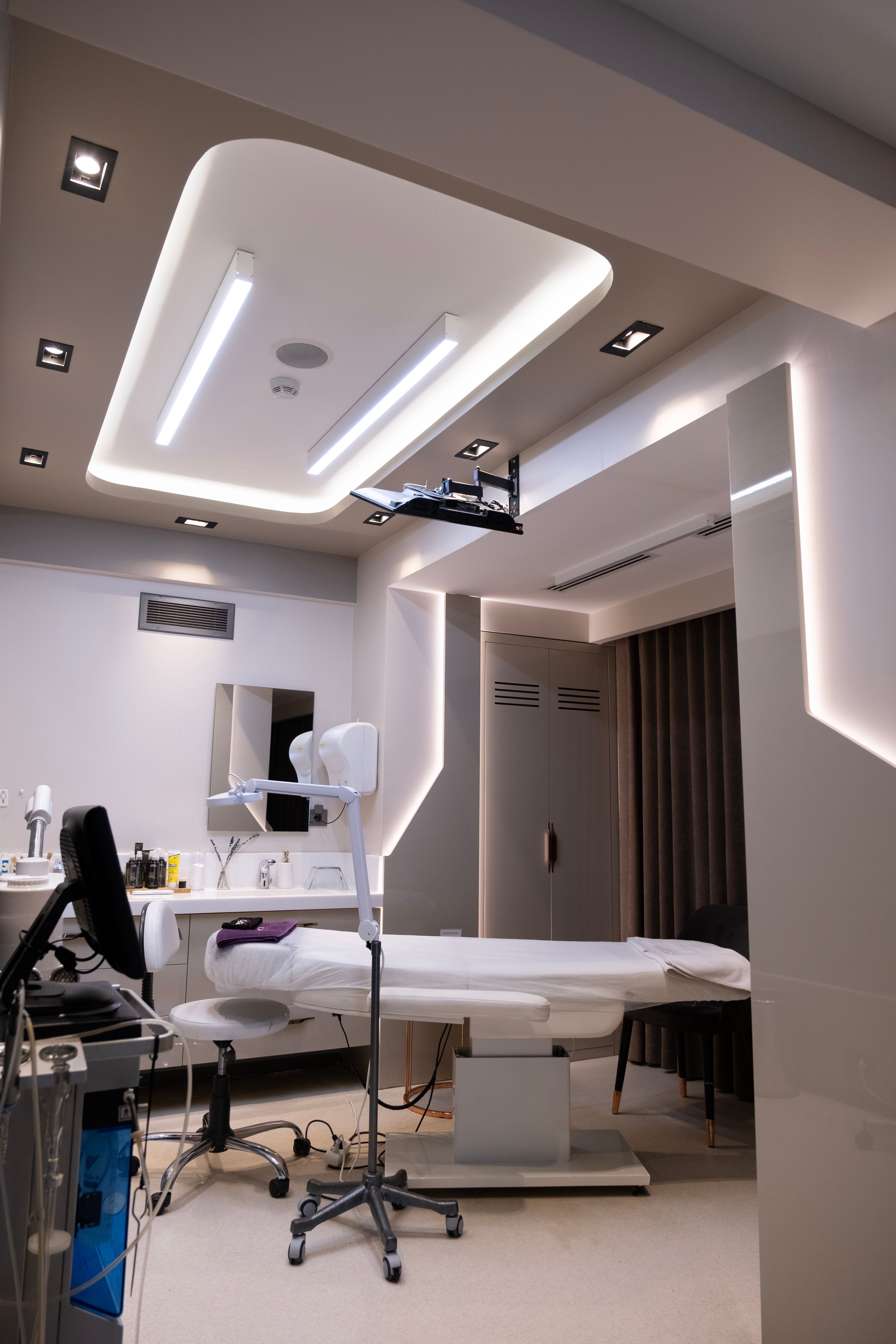 Aurevia Skincare Irvine lobby